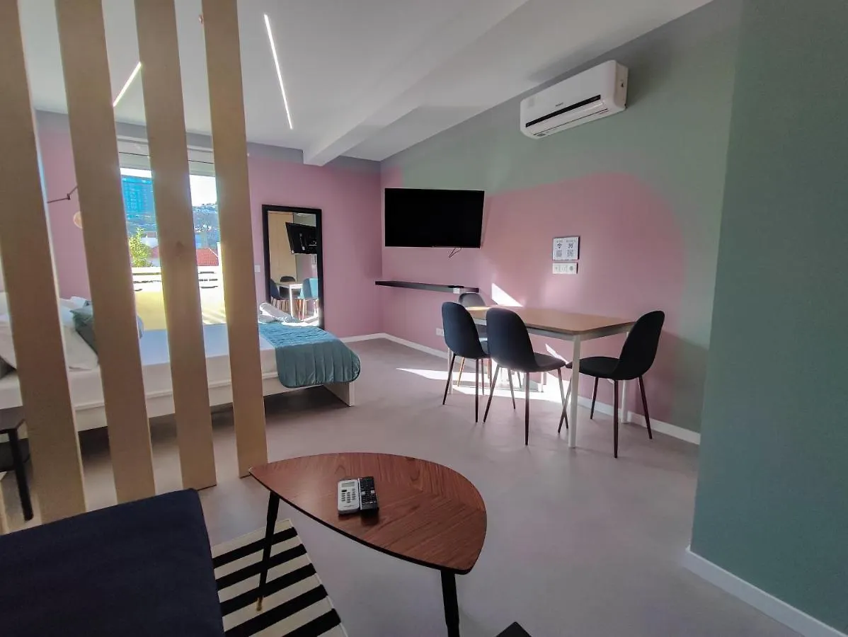 Social Lodge - Happiness Funchal